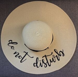 "Do Not Disturb" Floppy Sun Hat